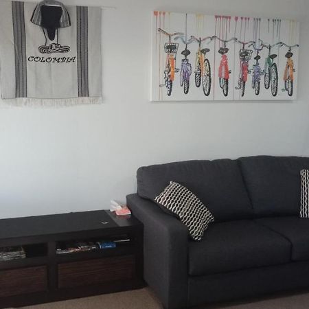 Modest Comfortable Relaxed Home Away From Home With Secure Bike Storage روتوروا المظهر الخارجي الصورة