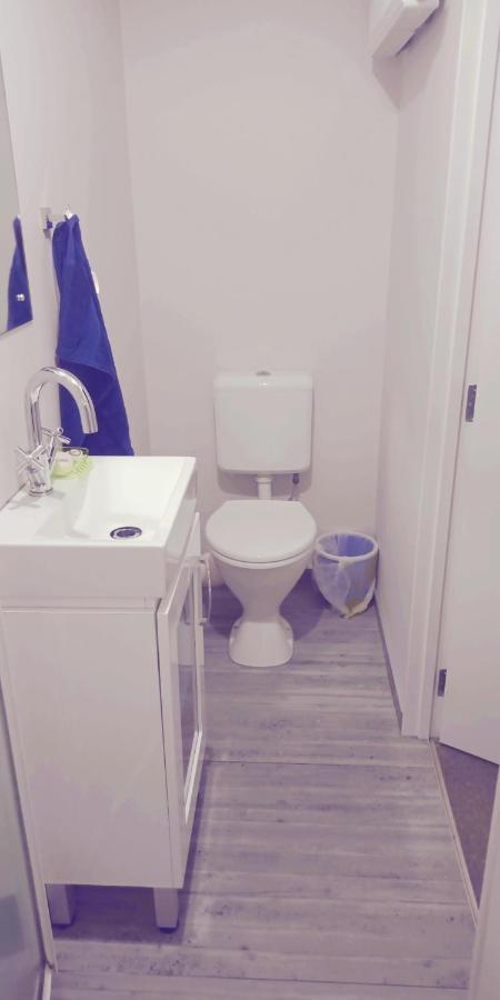 Modest Comfortable Relaxed Home Away From Home With Secure Bike Storage روتوروا المظهر الخارجي الصورة